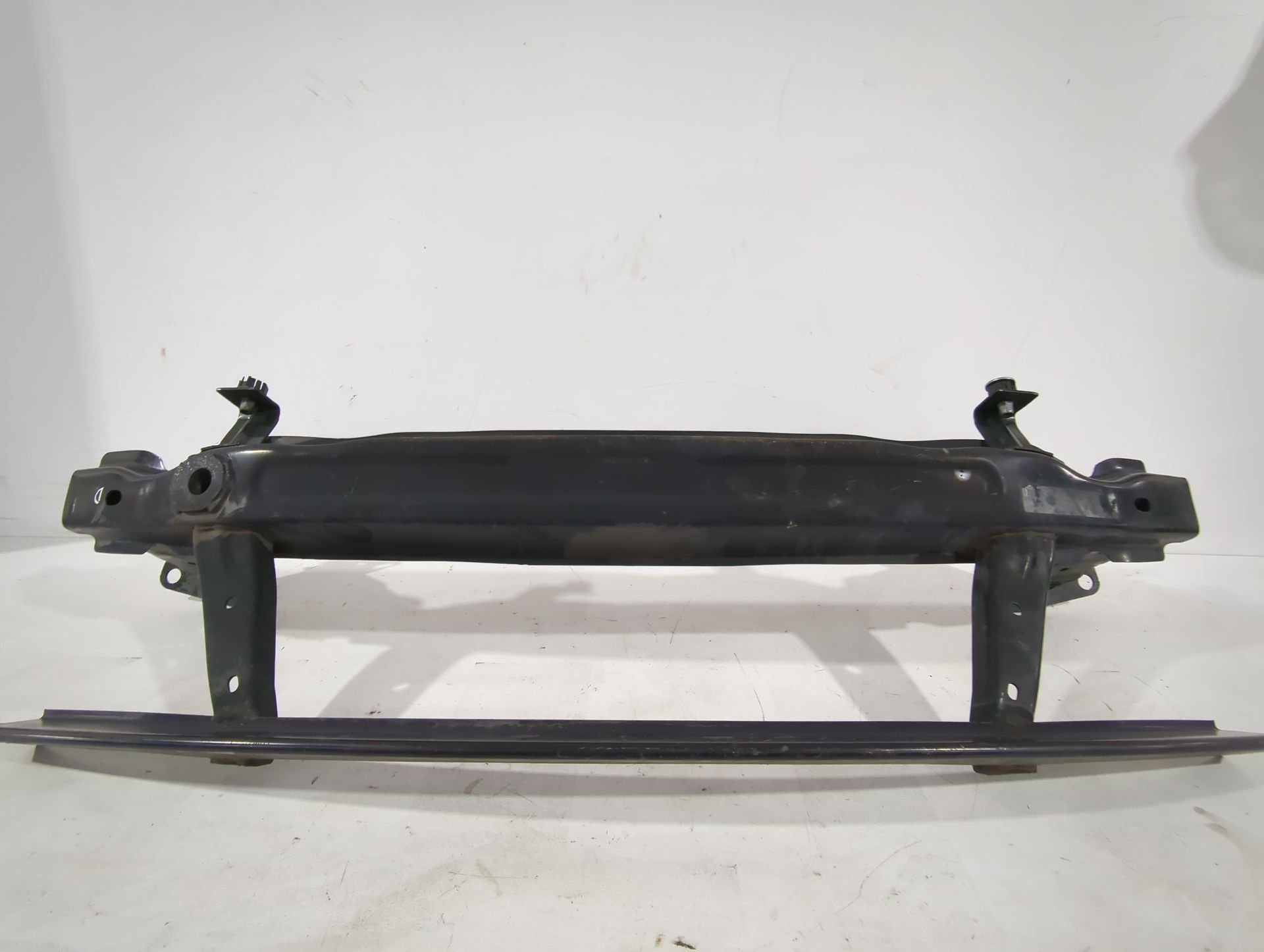 refuerzo_paragolpes_delantero_3r0807109_seat_exeo_3r2_1_8_tsi