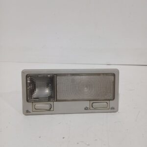 luz_interior_357947111c_volkswagen_golf_v_1k1_2_0_fsi