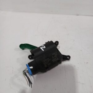 motor_apertura_trampilla_8e1820511_seat_exeo_3r2_1_8_tsi