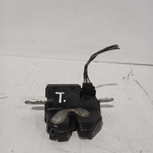 cerradura_maletero_porton_39021416_opel_corsa_d_s07_1_3_cdti_l08_l68