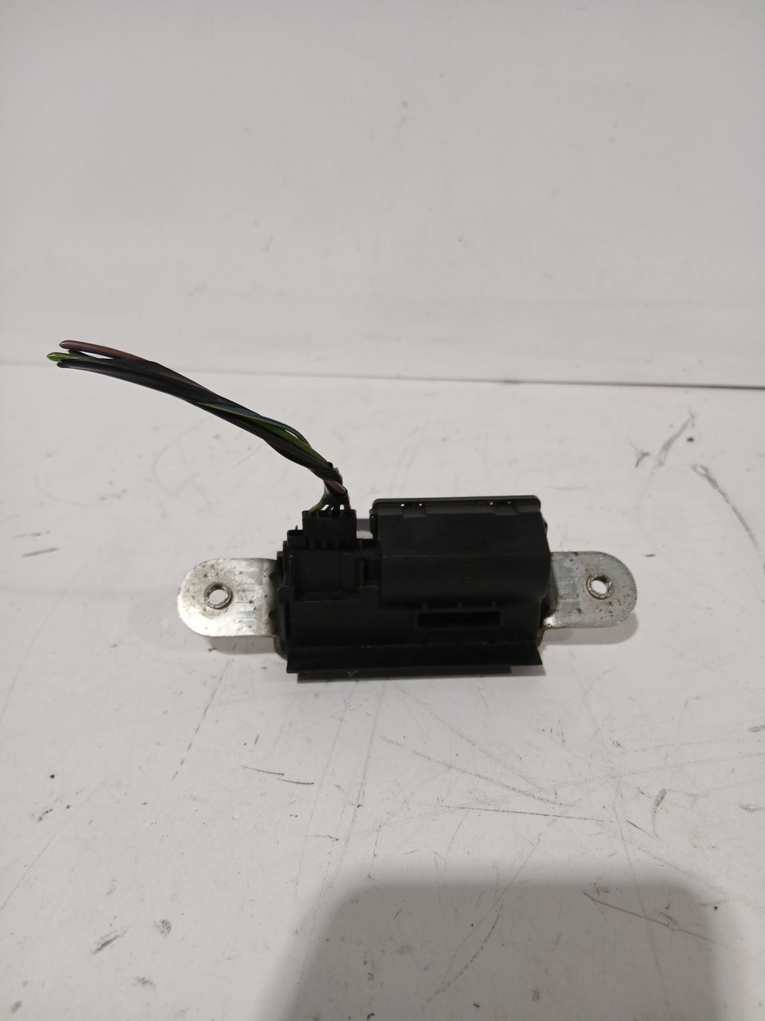 cerradura_maletero_porton_39021416_opel_corsa_d_s07_1_3_cdti_l08_l68