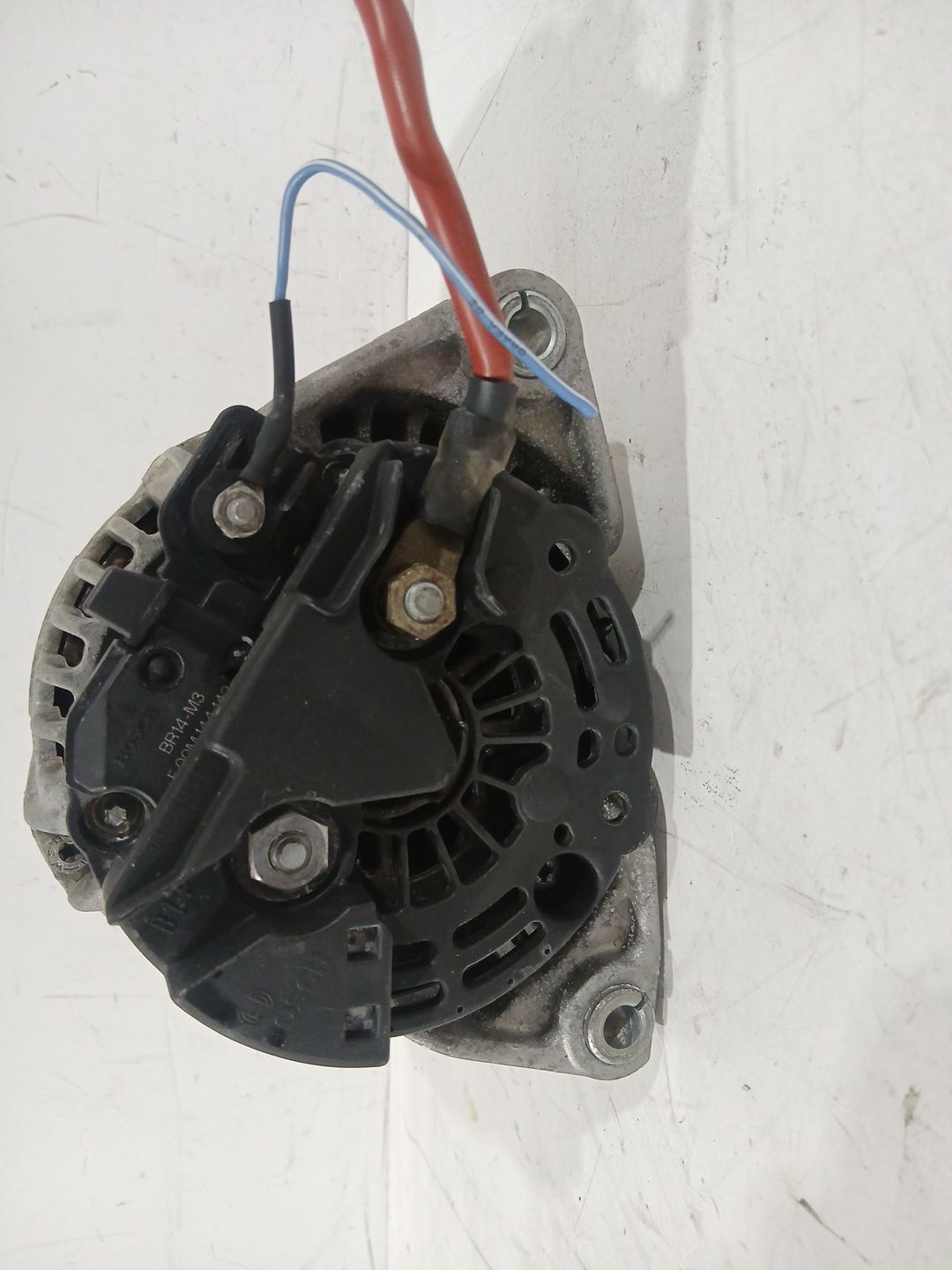 alternador_93174497_opel_zafira_a_monospace_t98_2_0_dti_16v_f75