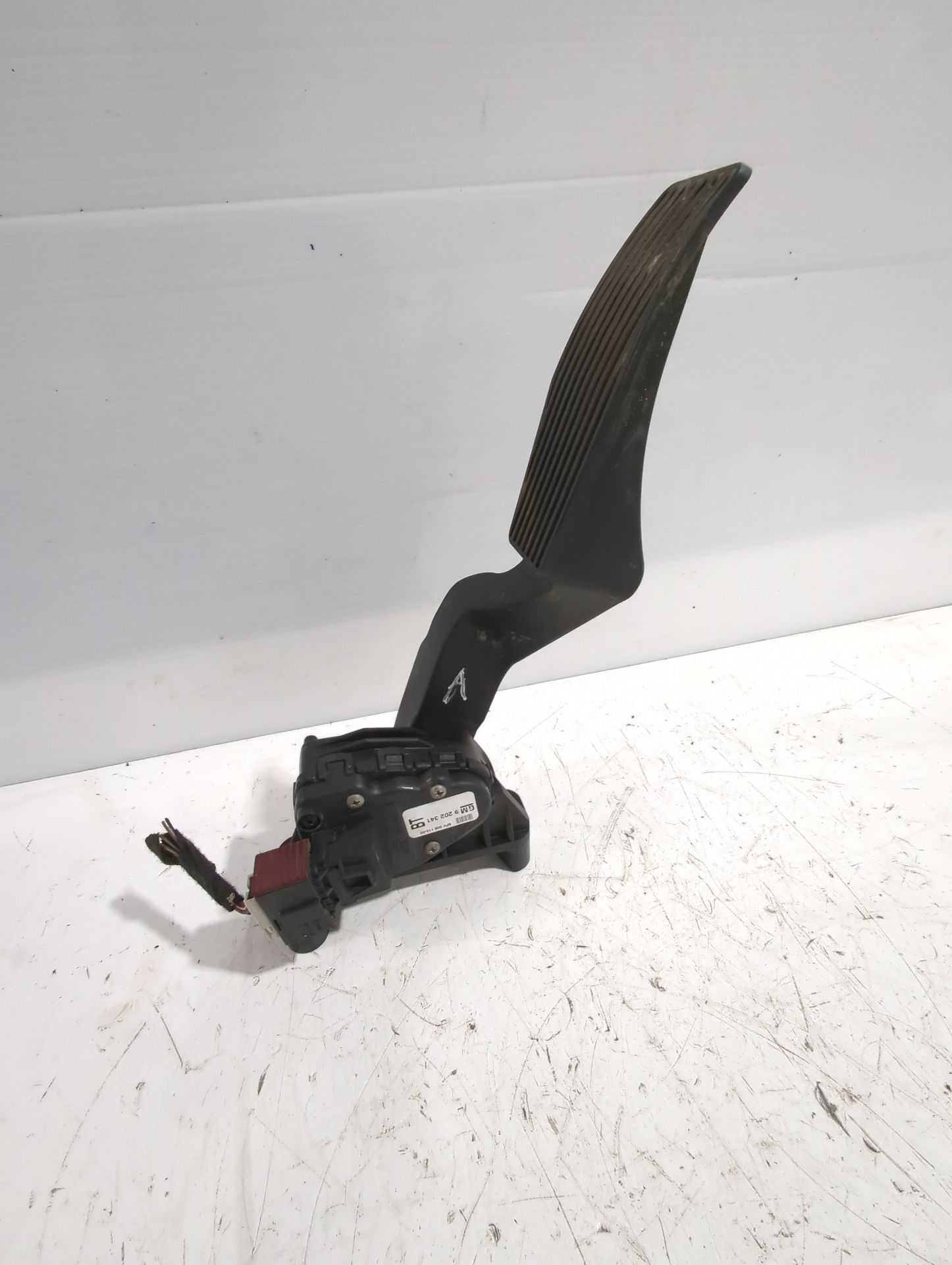 pedal_acelerador_9193187_opel_zafira_a_monospace_t98_2_0_dti_16v_f75