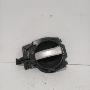 maneta_interior_delantera_izquierda_9680637477_citr_n_c3_ii_sc_1_4_hdi_70_sc8hzc_sc8hr0_sc8hp4