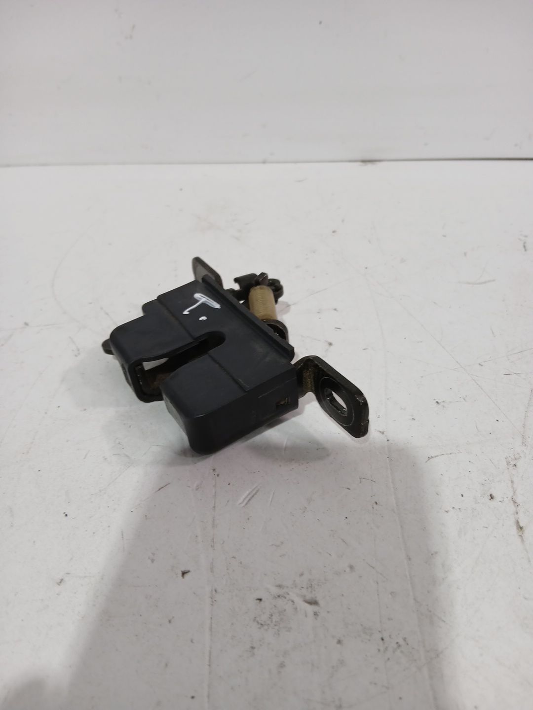 cerradura_maletero_porton_0k34b62310_kia_rio_i_sedan_dc_1_3