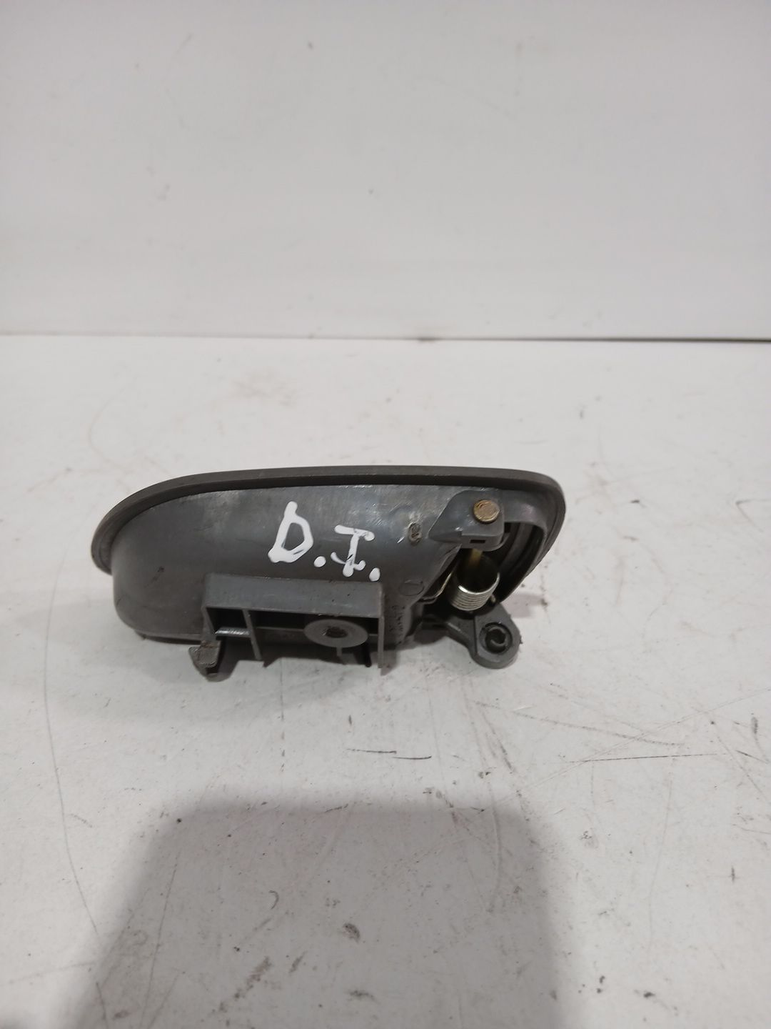 maneta_interior_delantera_izquierda_82610fd000_kia_rio_i_sedan_dc_1_3