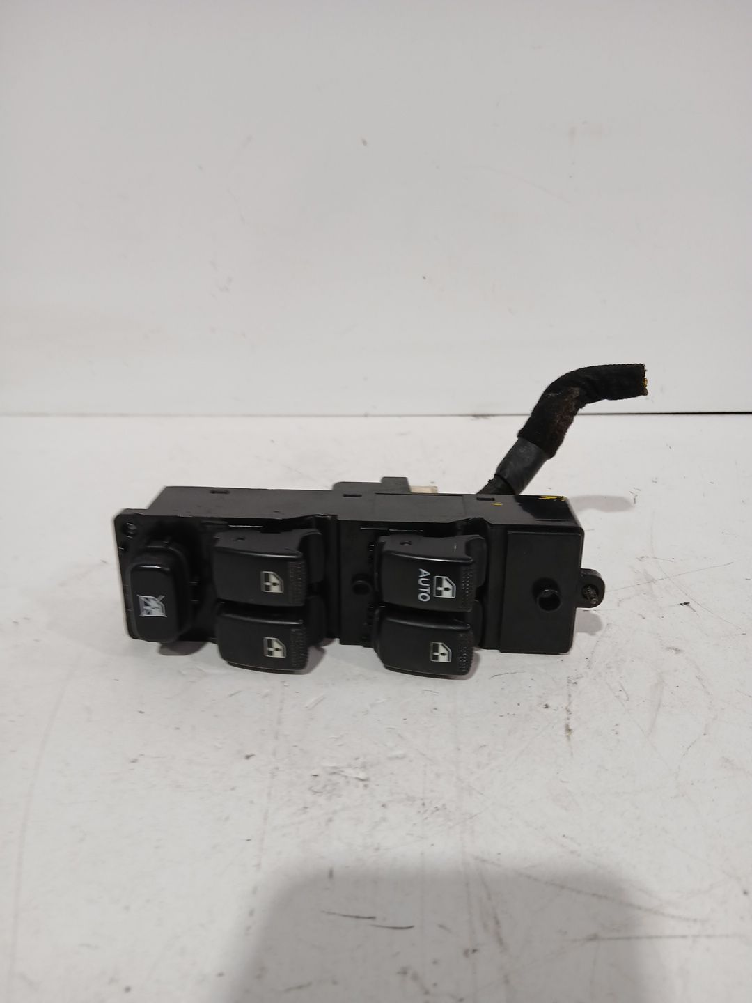 mando_elevalunas_delantero_izquierdo_621w10070_kia_rio_i_sedan_dc_1_3