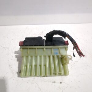 centralita_motor_uce_9136989_opel_zafira_a_monospace_t98_2_0_dti_16v_f75