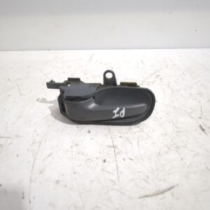 maneta_interior_delantera_izquierda_9143k9_peugeot_107_pm_pn_1_4_hdi