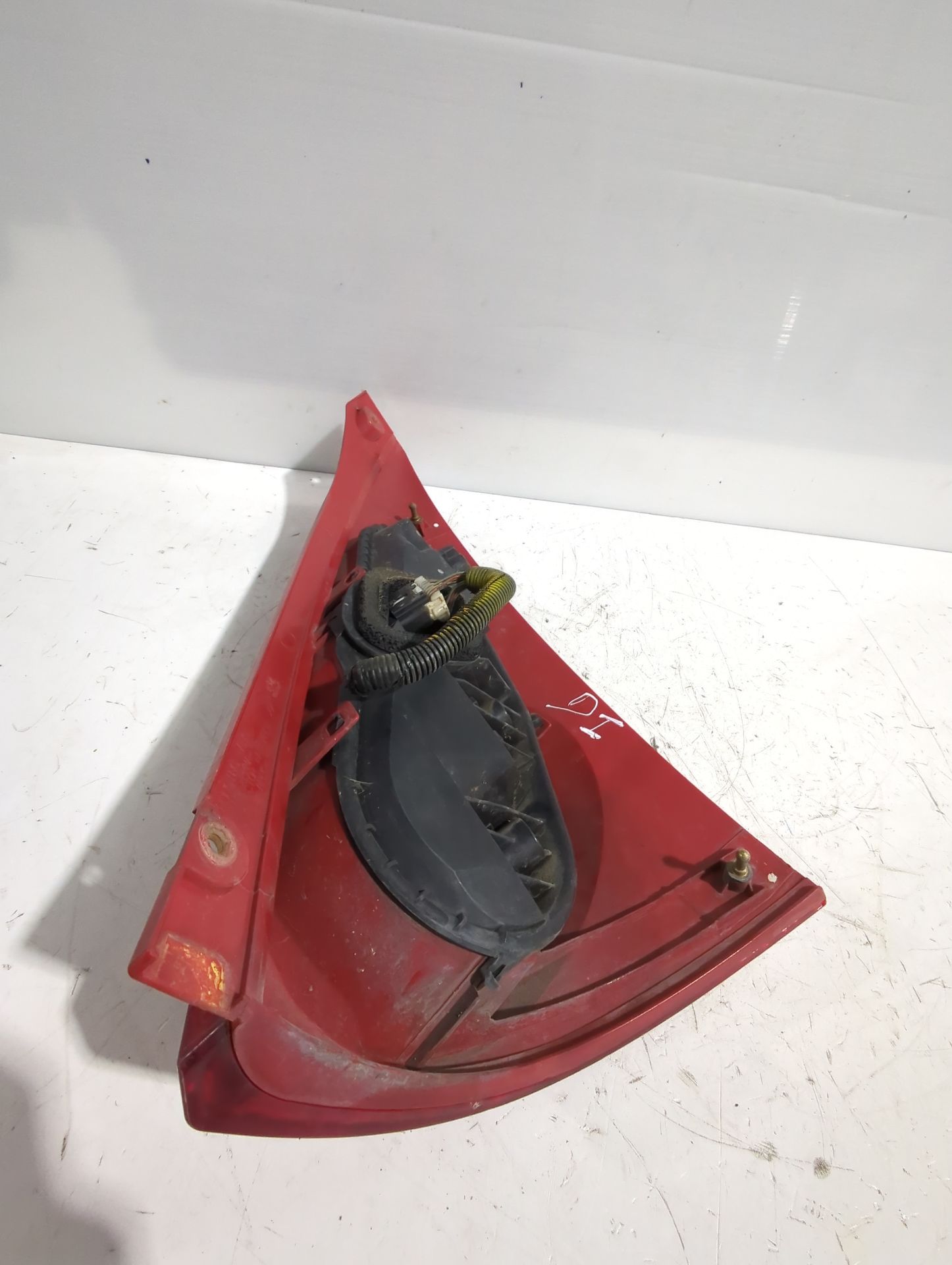 piloto_trasero_izquierdo_6350x6_peugeot_107_pm_pn_1_4_hdi