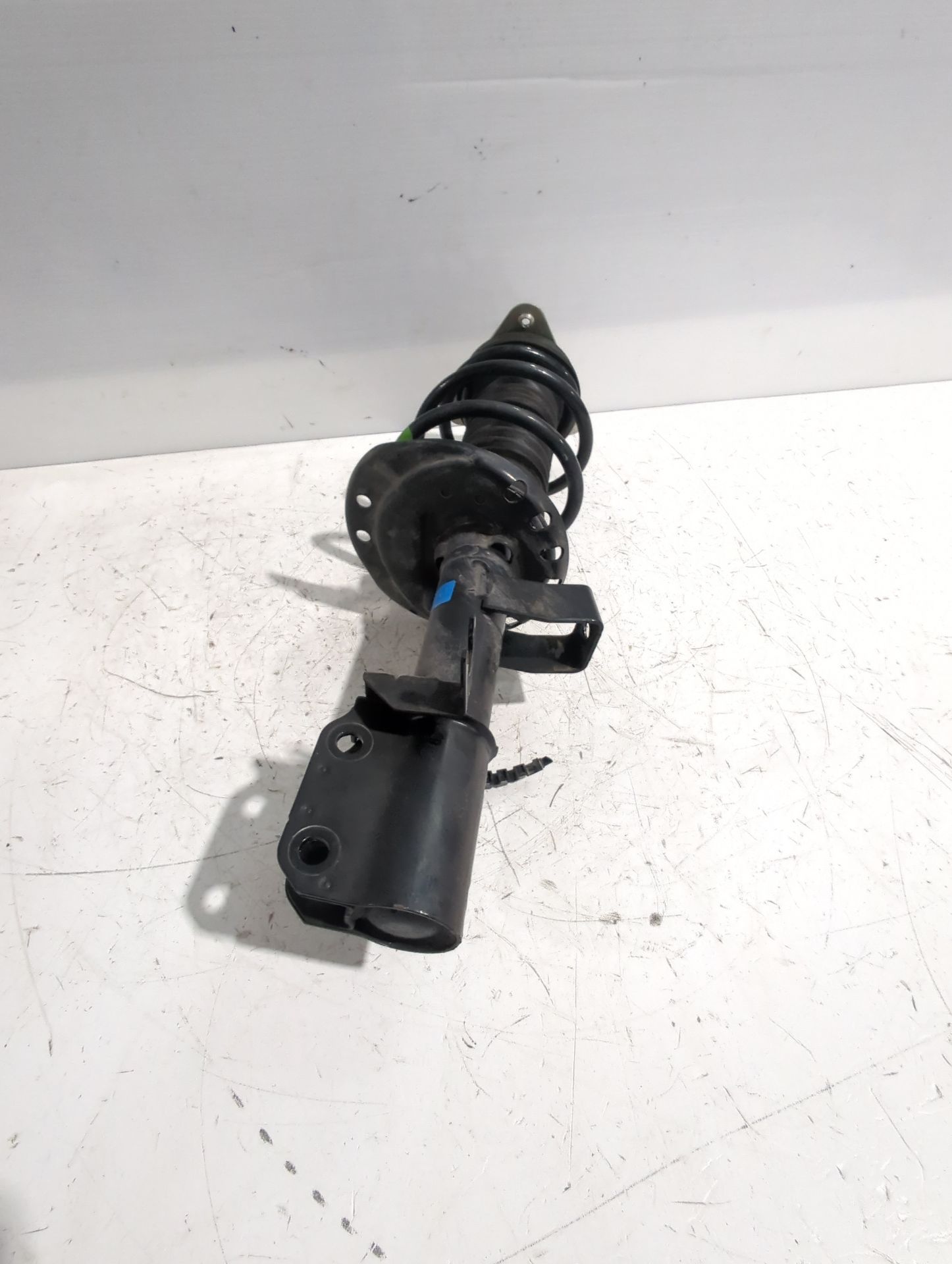 amortiguador_delantero_izquierdo_4533230300_smart_forfour_hatchback_453_electric_drive_eq_453_091