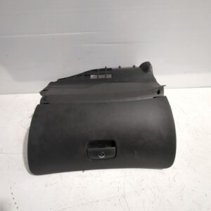 guantera_3b1857122fa94_volkswagen_passat_b5_5_3b3_1_9_tdi