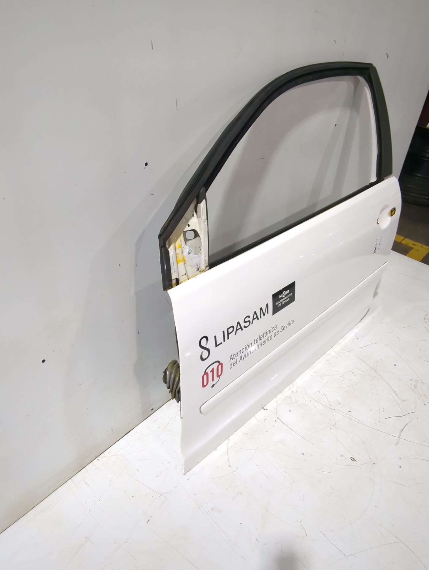 puerta_delantera_izquierda_6q3831055k_volkswagen_polo_iv_9n_9a_1_9_sdi