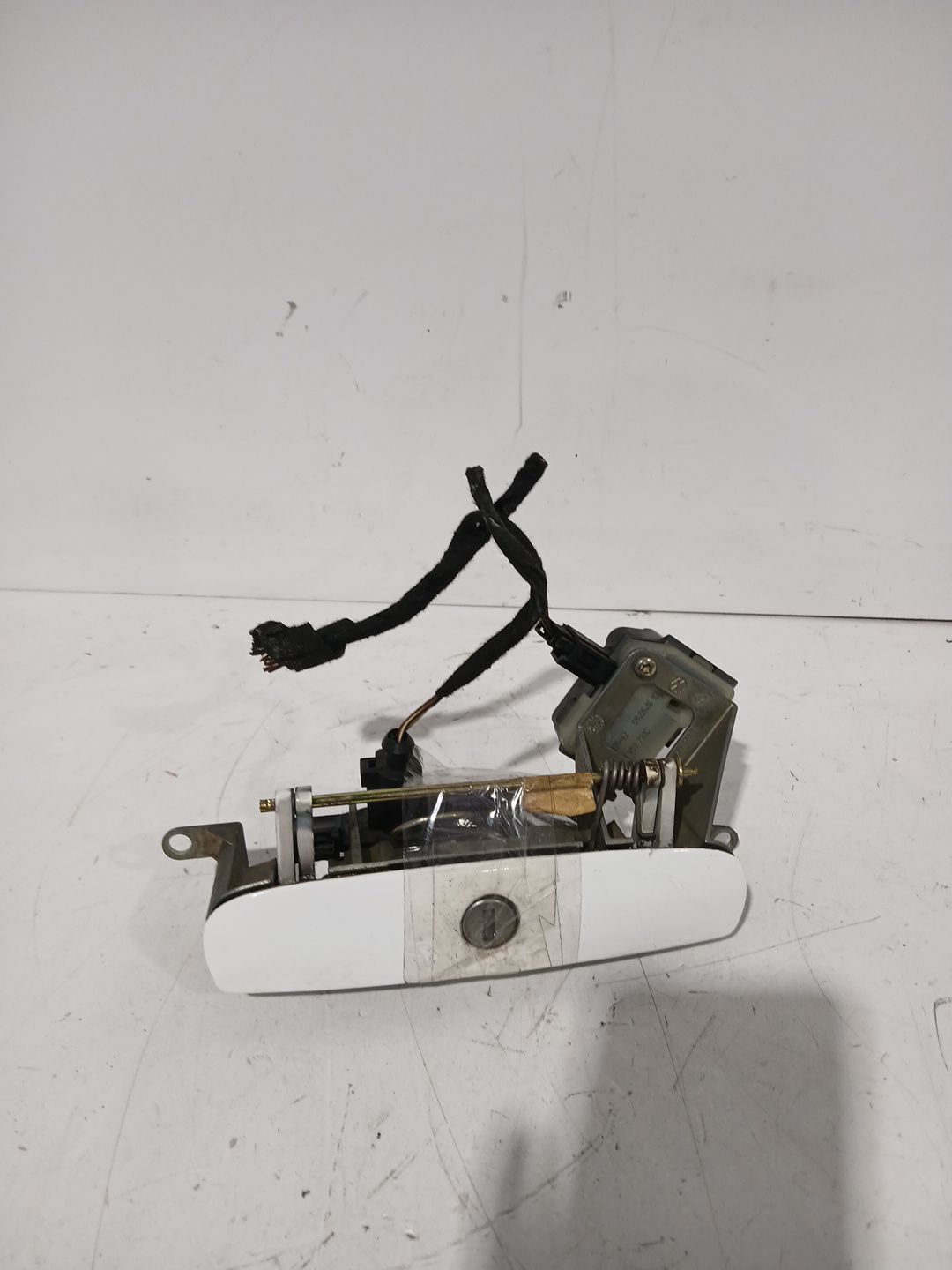 maneta_exterior_porton_6q6827601b_volkswagen_polo_iv_9n_9a_1_9_sdi