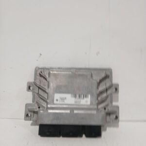 centralita_motor_uce_237d40236r_smart_forfour_hatchback_453_electric_drive_eq_453_091