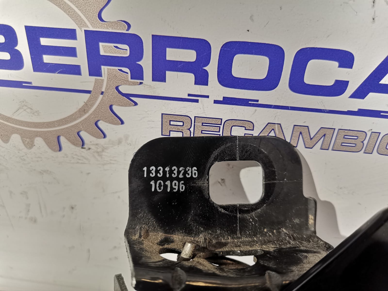 cerradura_capo_13313236_opel_insignia_sports_tourer_2_0_cdti_cat