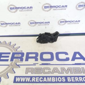 cerradura_puerta_delantera_derecha_16j5e1837016a_skoda_spaceback_5h_1_6_tdi