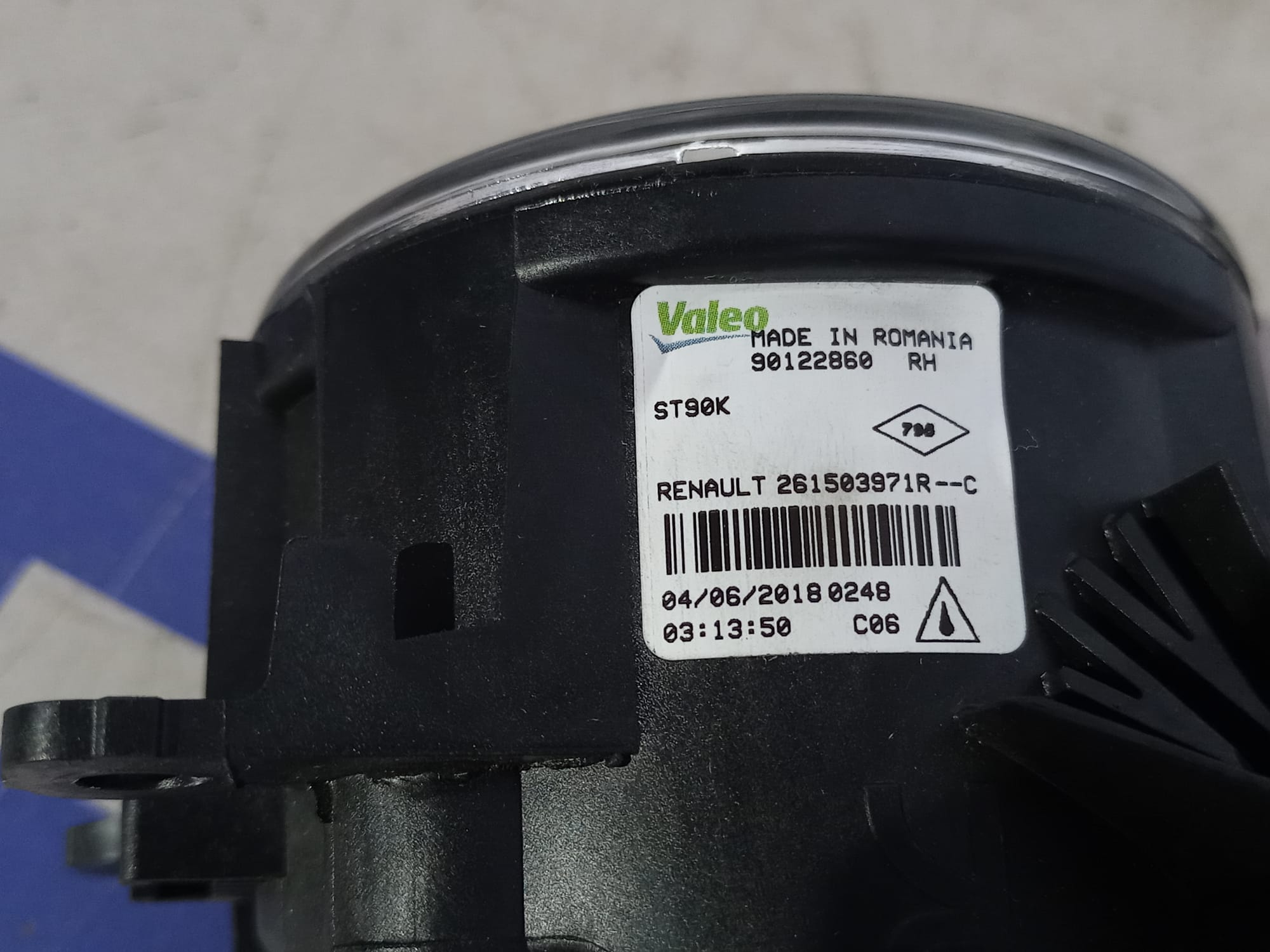 faro_antiniebla_derecho_261503971r_renault_captur