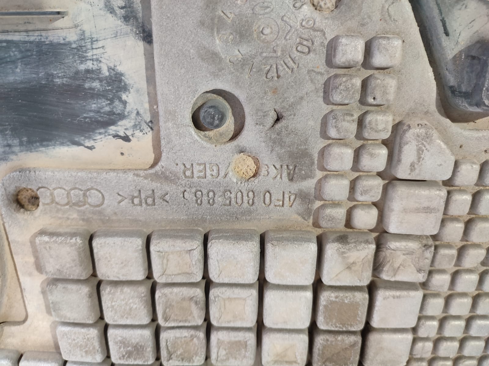 cubrecarter_4f0805885_audi_a6_avant_4g5