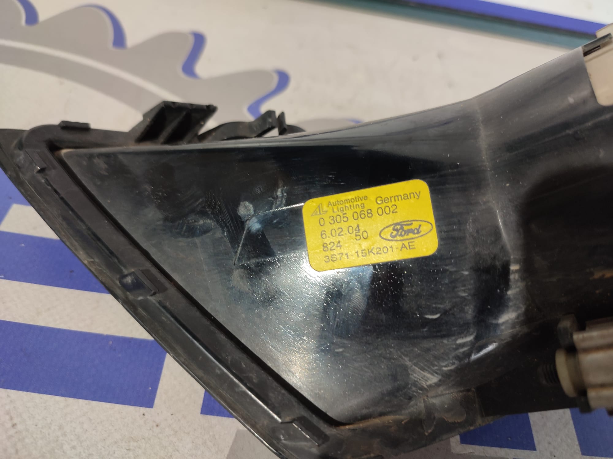 faro_antiniebla_derecho_0305068002_ford_mondeo_berlina_ge