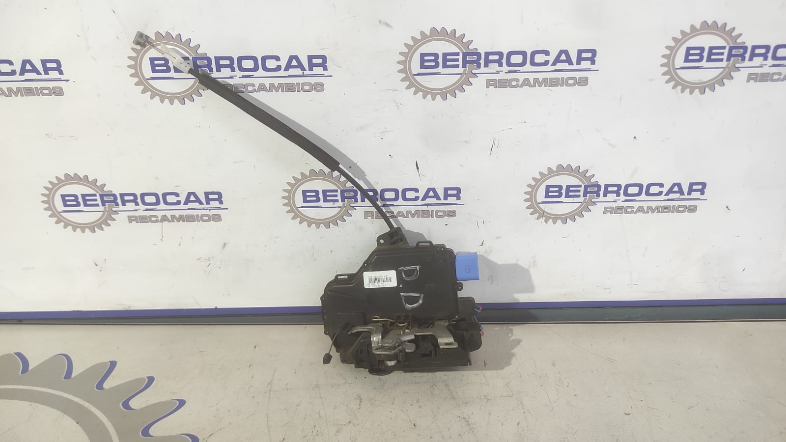 cerradura_puerta_delantera_derecha_3b1837016ce_skoda_fabia_5j2