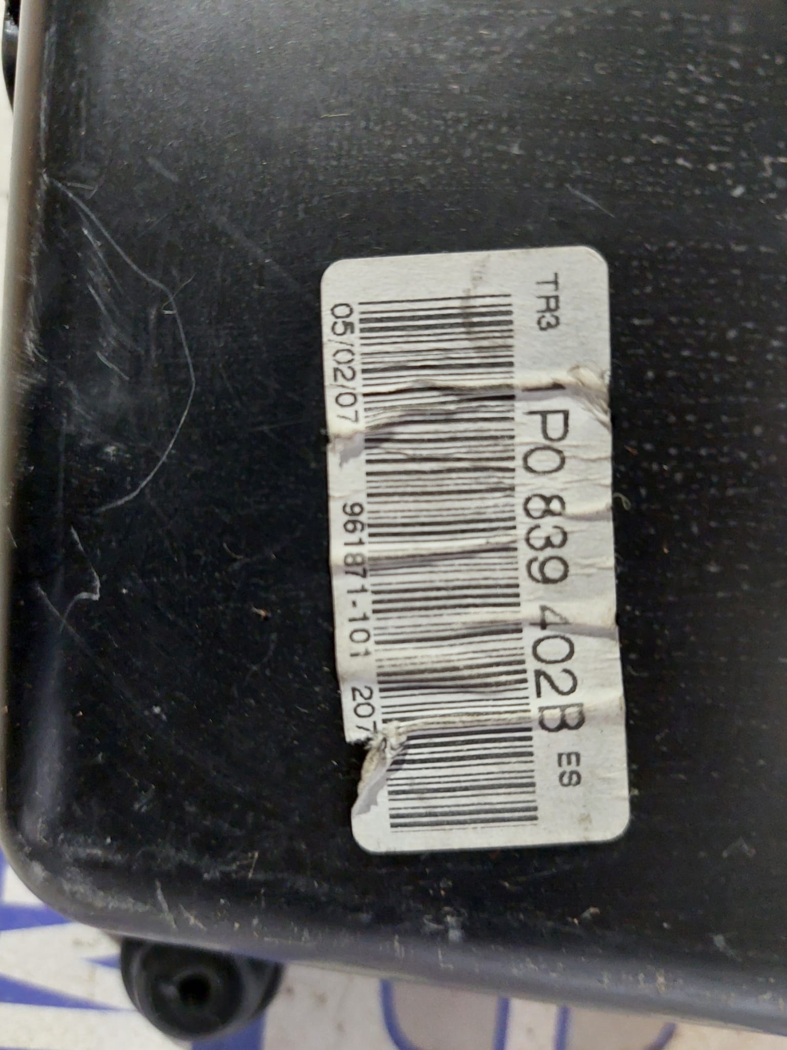 elevalunas_trasero_derecho_1p0839402_seat_leon_1p1