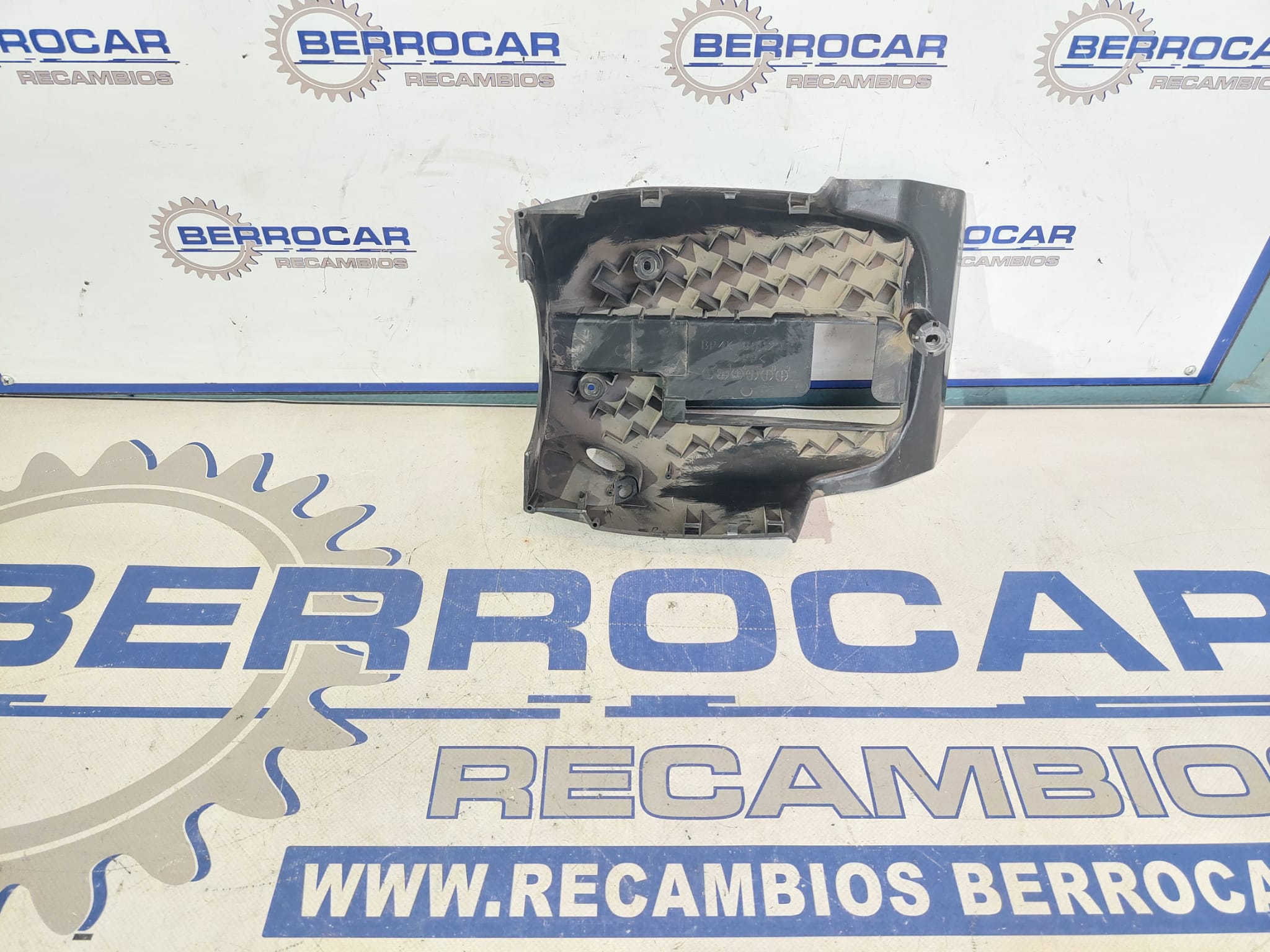 recubrimiento_columna_direccion_bp4k60231_mazda_3_berlina_bk