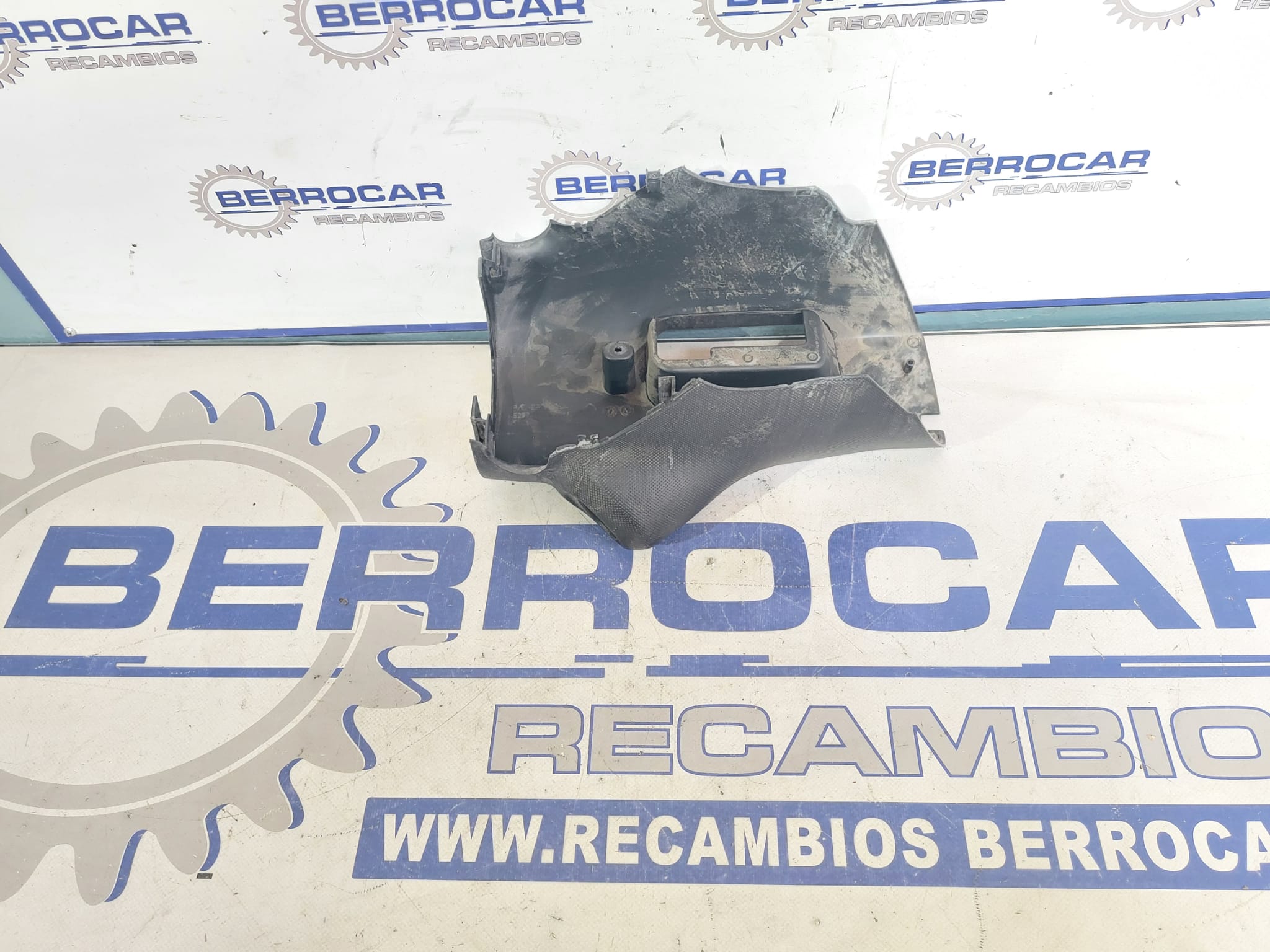 recubrimiento_columna_direccion_452870h010_peugeot_107_1_0_cat_384f
