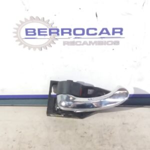 maneta_interior_delantera_izquierda_6920633100b0_toyota_rav_4_a3_2_2_d_4d_cat