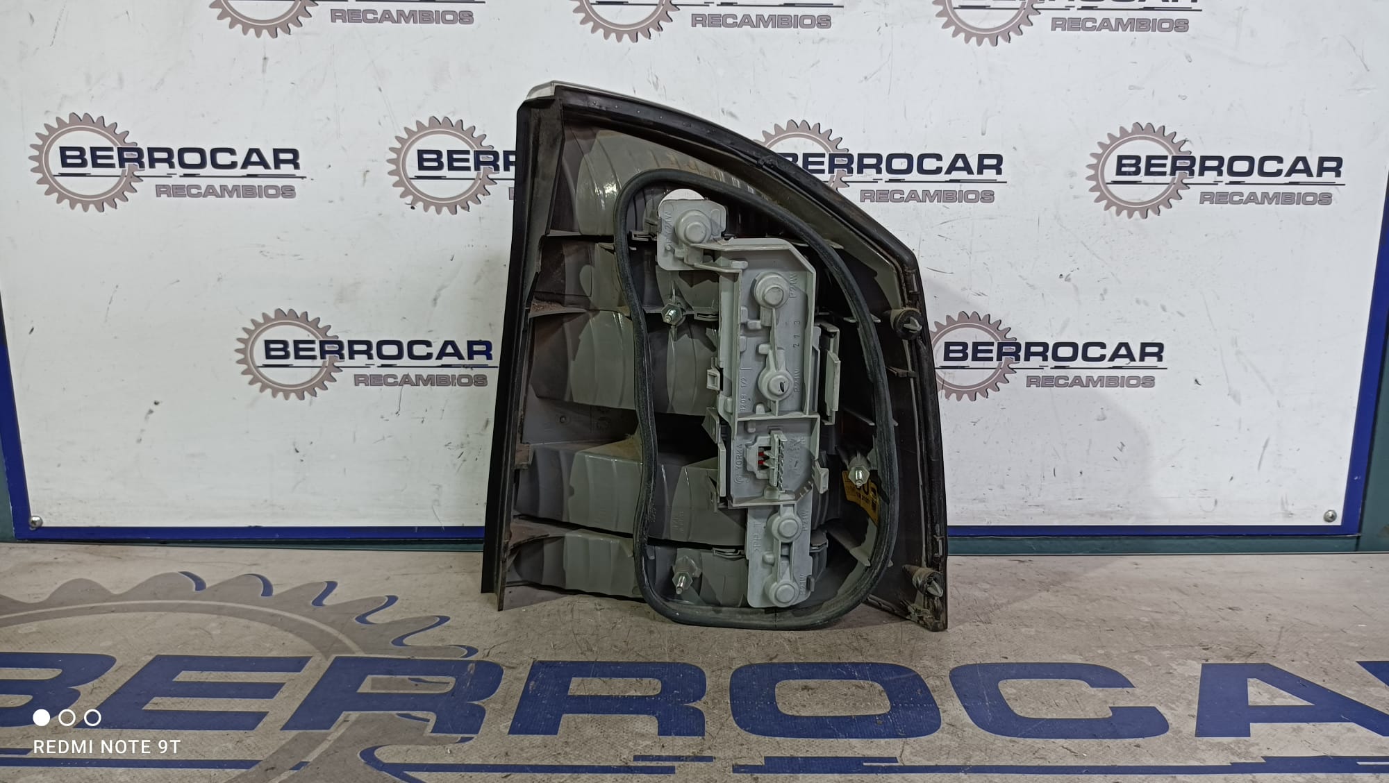 piloto_trasero_izquierdo_13131001_opel_vectra_c_berlina