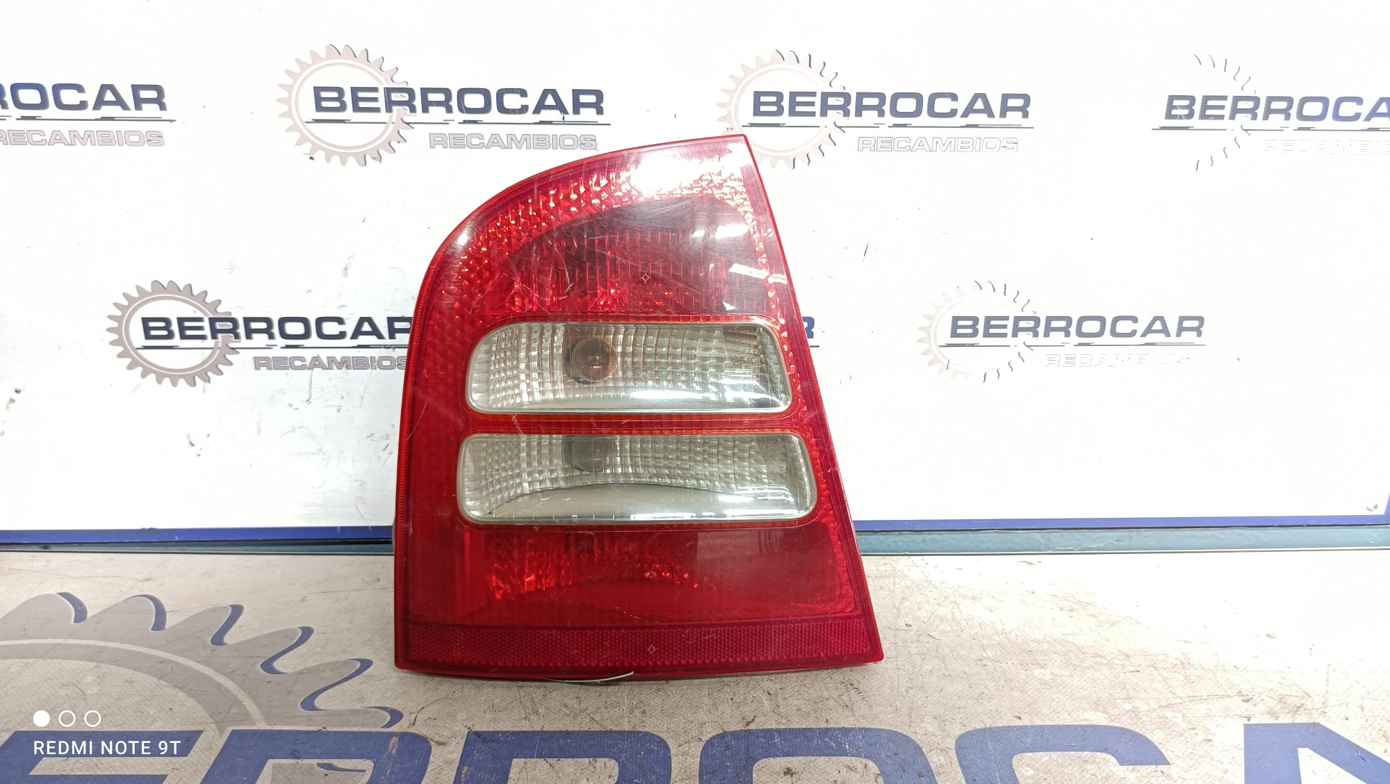 piloto_trasero_izquierdo_1u6945095_skoda_octavia_berlina_1u2