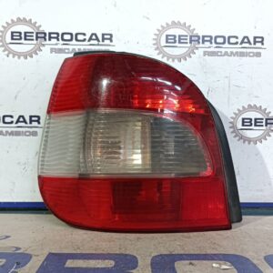 piloto_trasero_izquierdo_8200002471_renault_laguna_ii_bg0