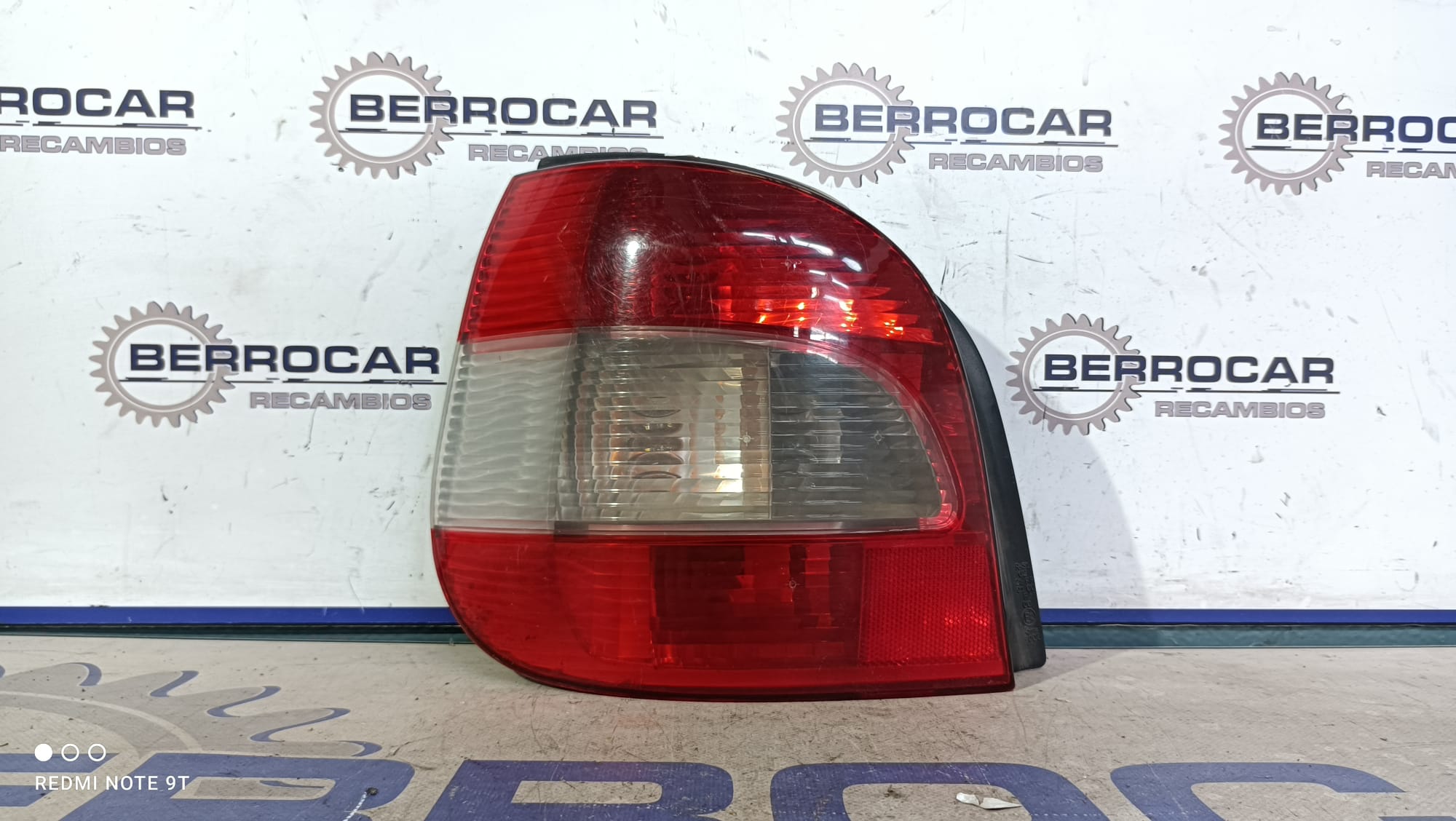 piloto_trasero_izquierdo_8200002471_renault_laguna_ii_bg0