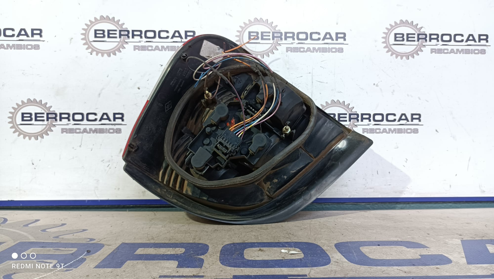 piloto_trasero_izquierdo_8200002471_renault_laguna_ii_bg0