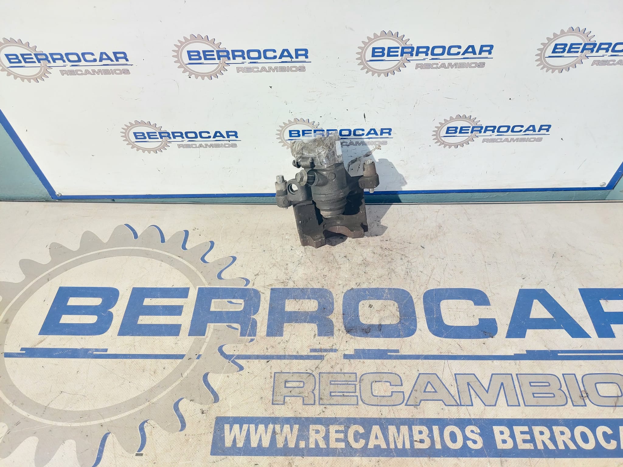 pinza_de_freno_delantera_izquierda_bpyk_33_71xa_mazda_3_berlina_bk_1_6_16v_cat