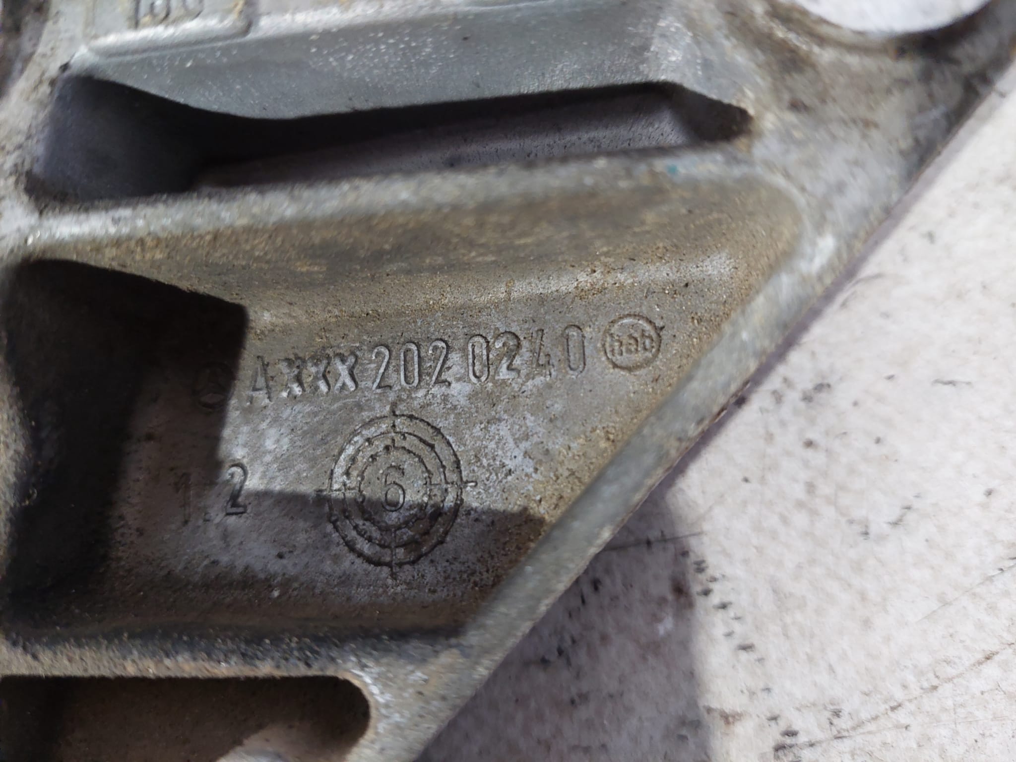 soporte_alternador_axxx2020240_mercedes_benz_clase_a_w168_1_4_cat