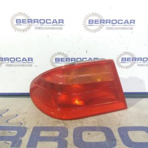 piloto_trasero_izquierdo_a2108204364_mercedes_benz_clase_e_w210_berlina_diesel_3_0_diesel_cat