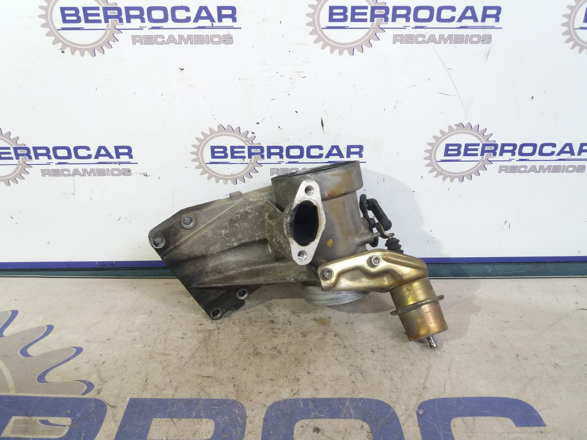 caja_mariposa_6040980317_mercedes_benz_clase_e_w210_berlina_diesel_3_0_diesel_cat