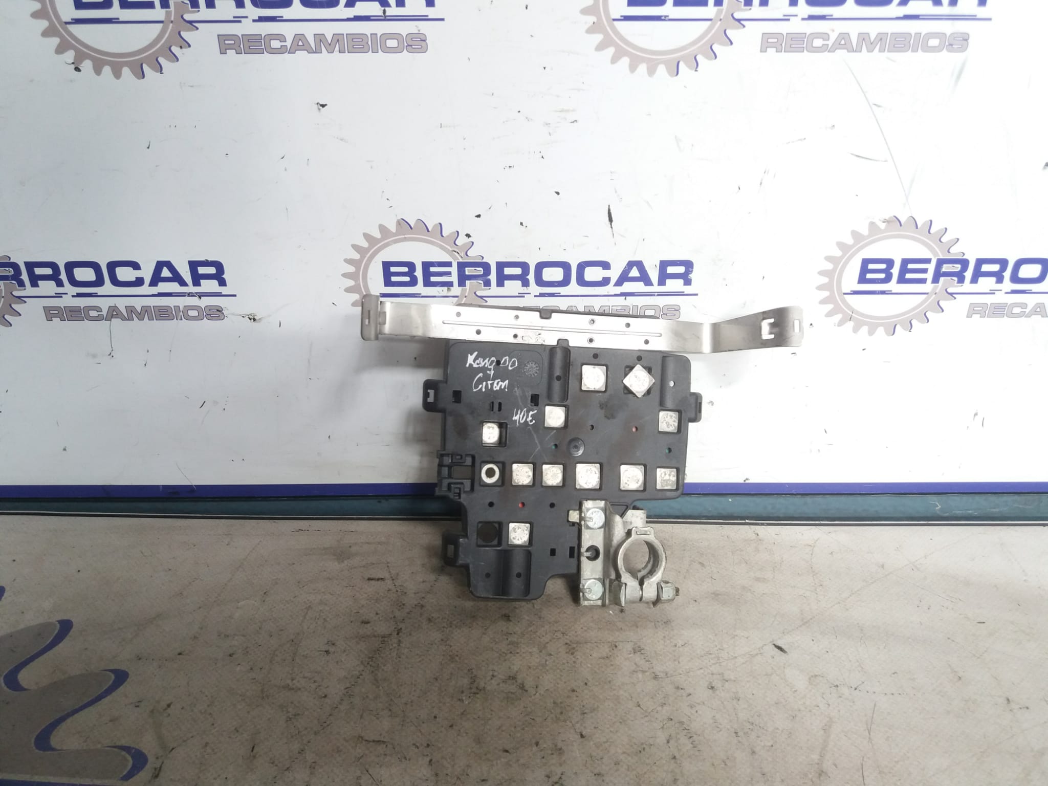 caja_reles_fusibles_241363873r_renault_kangoo_1_5_dci_diesel_fap