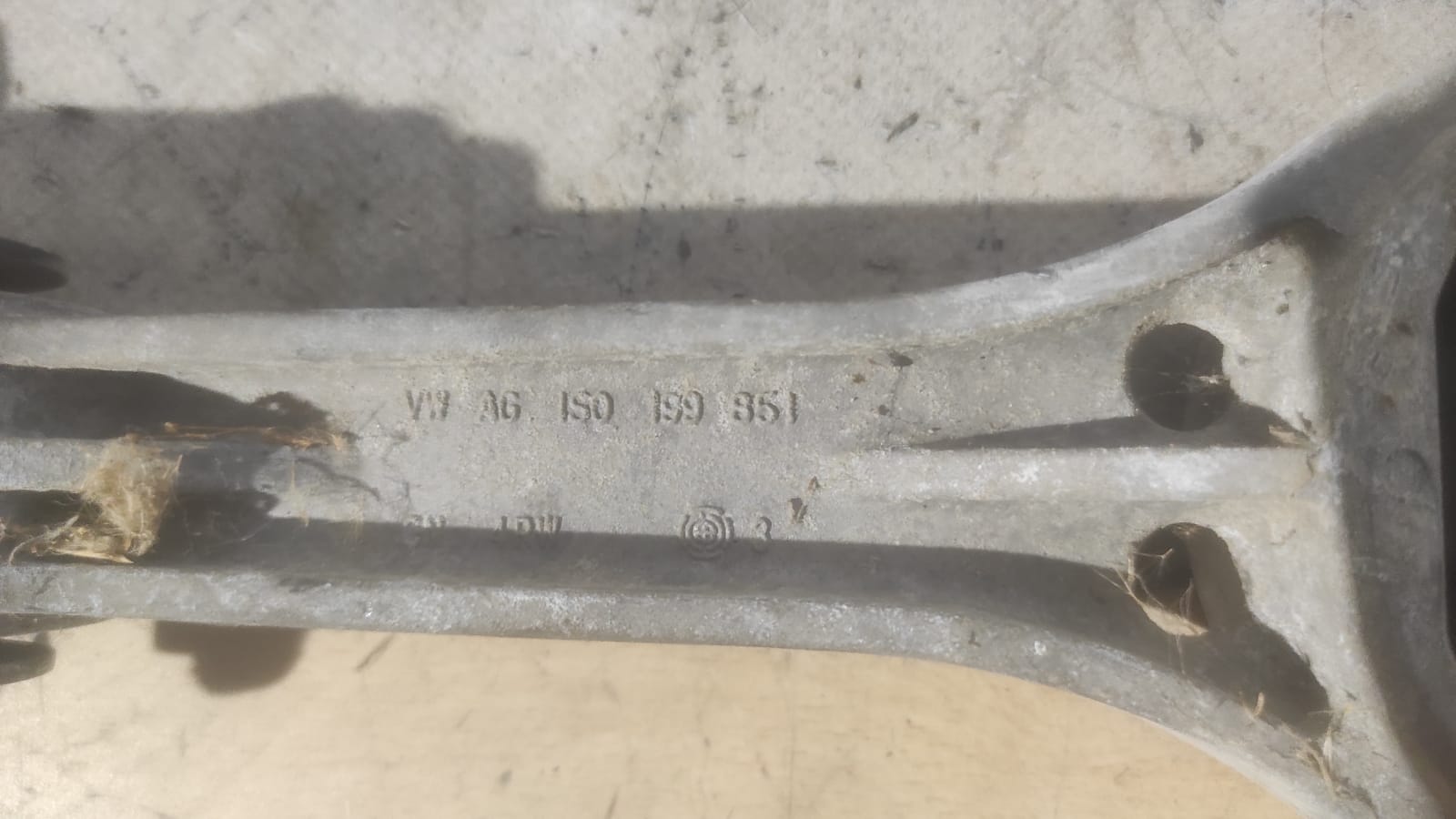 soporte_motor_trasero_1s0199851_seat_mii_kf1_1_0