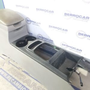 apoyabrazos_central_846113e001_kia_sorento_2_5_crdi