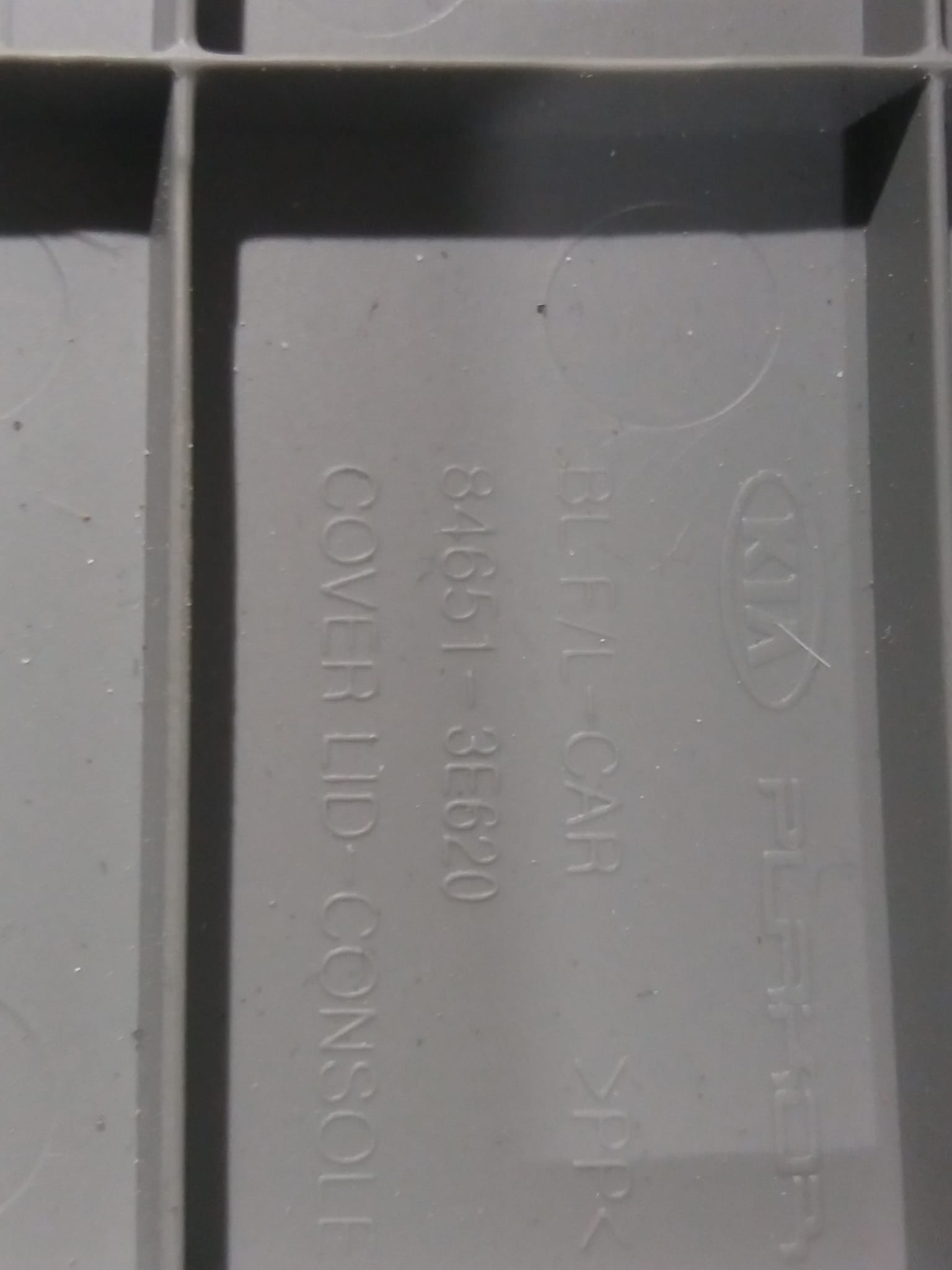 moldura_846543e600_kia_sorento_2_5_crdi