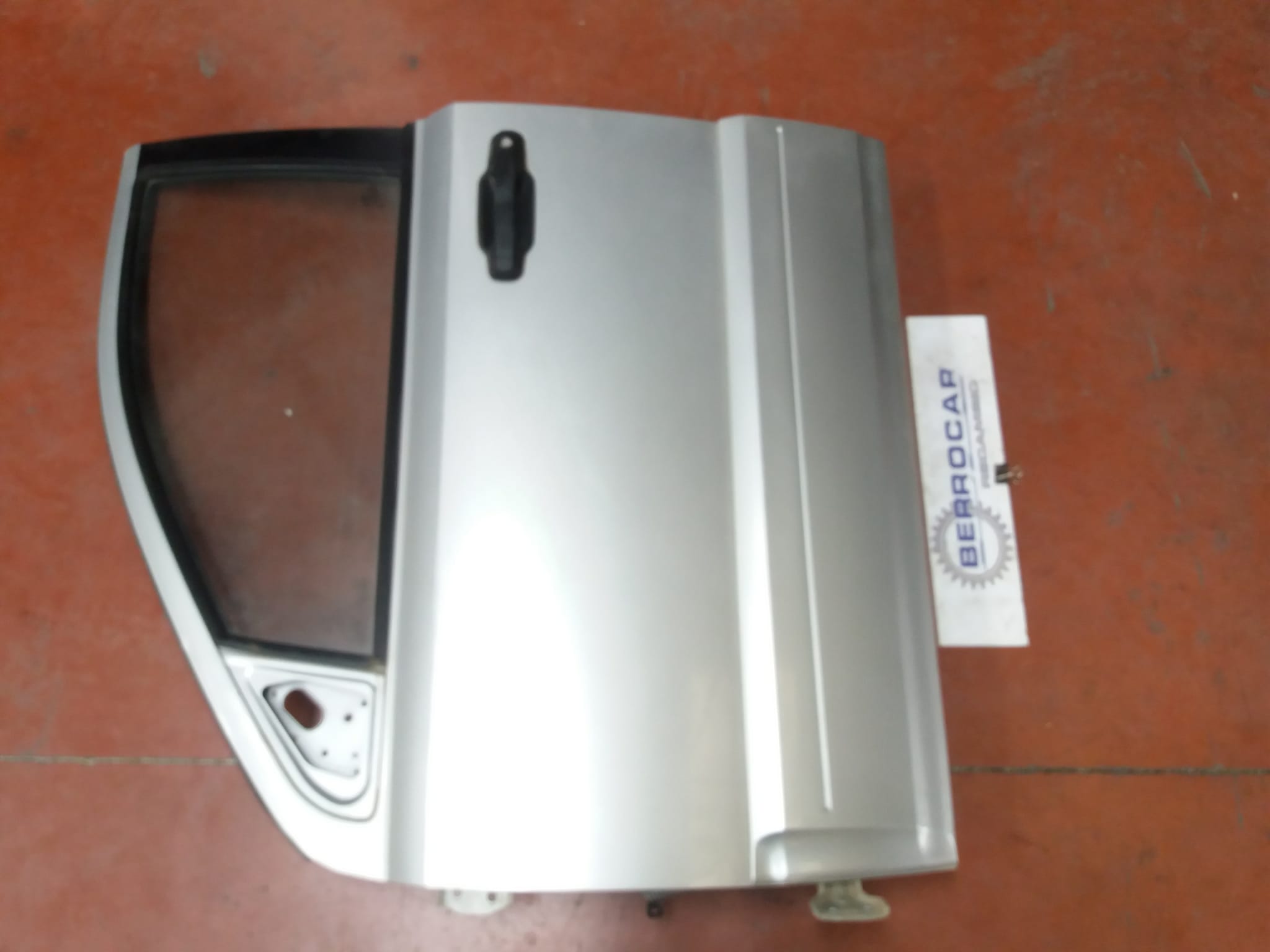 puerta_delantera_izquierda_76003_3e111_kia_sorento_2_5_crdi