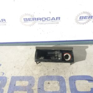 cenicero_308300100t_volkswagen_passat_berlina_3b3