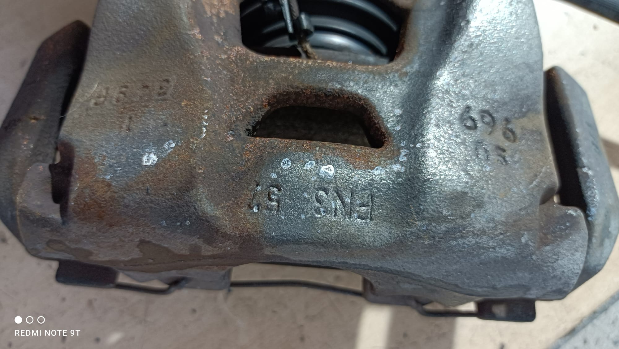 pinza_de_freno_delantera_izquierda_fn357_alfa_romeo_giulietta_191_1_6_jtdm_cat