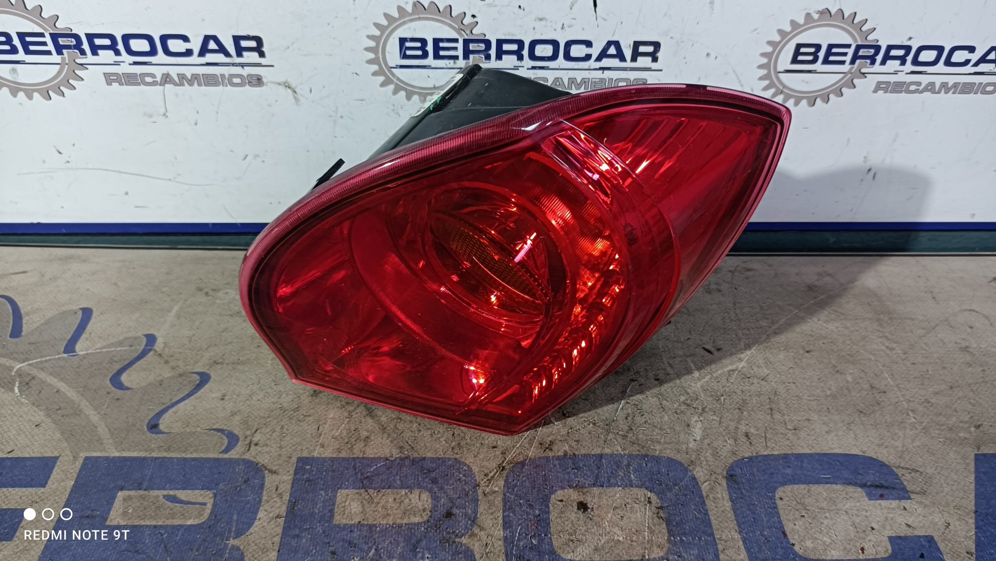 piloto_trasero_izquierdo_50513613_alfa_romeo_giulietta_191_1_6_jtdm_cat