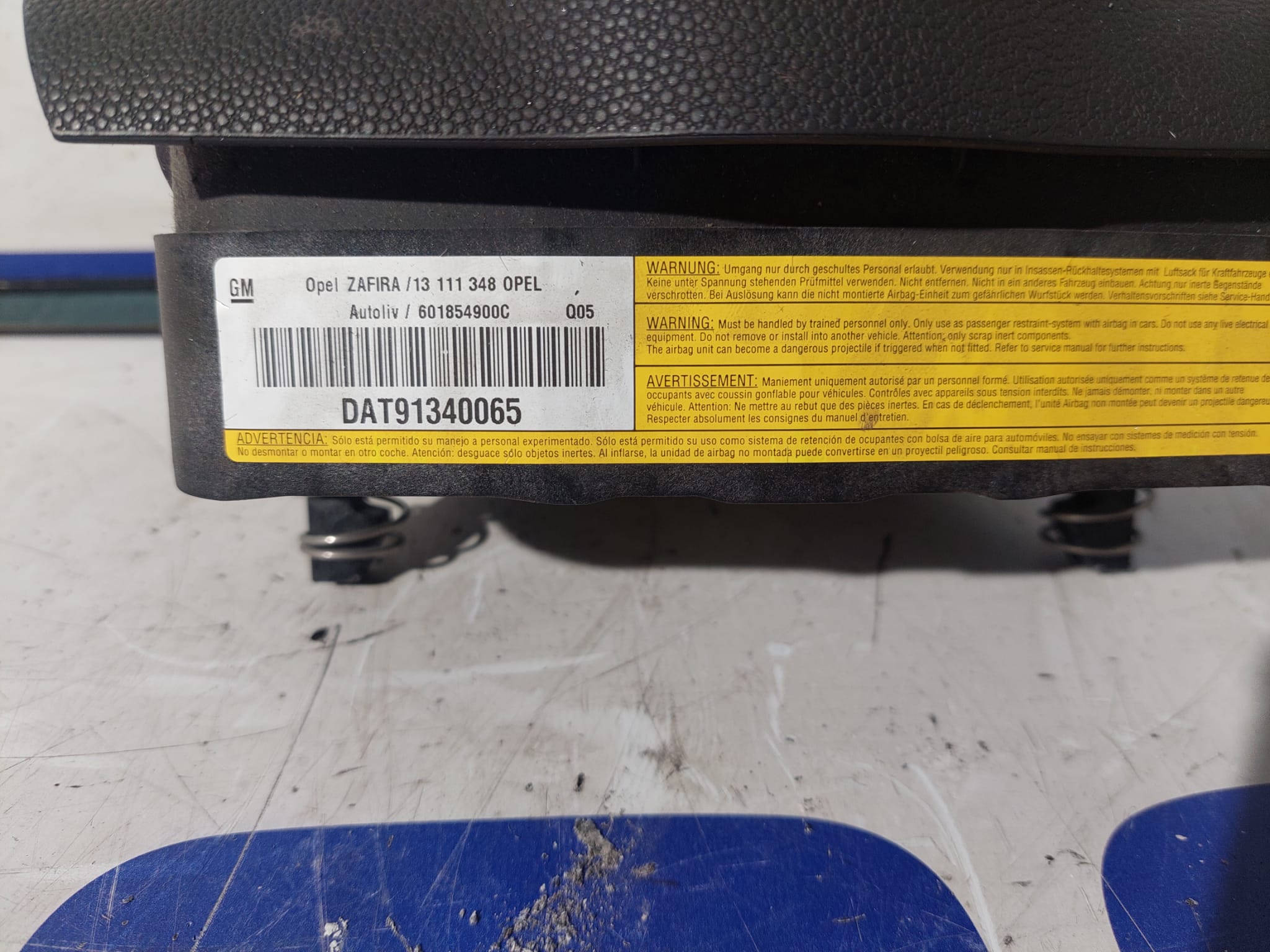 airbag_delantero_izquierdo_13111348_opel_zafira_b_1_7_16v_cdti