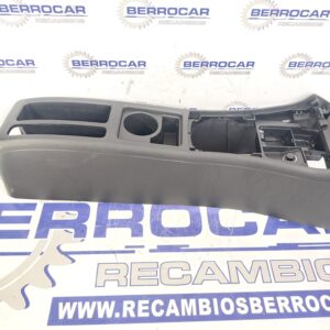 consola_central_a1696800350_mercedes_benz_clase_a_w169_1_7_cat