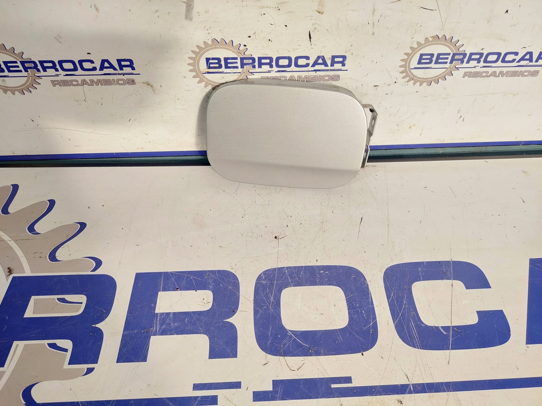 tapa_exterior_combustible_a0005845917_mercedes_benz_clase_a_w169_1_7_cat