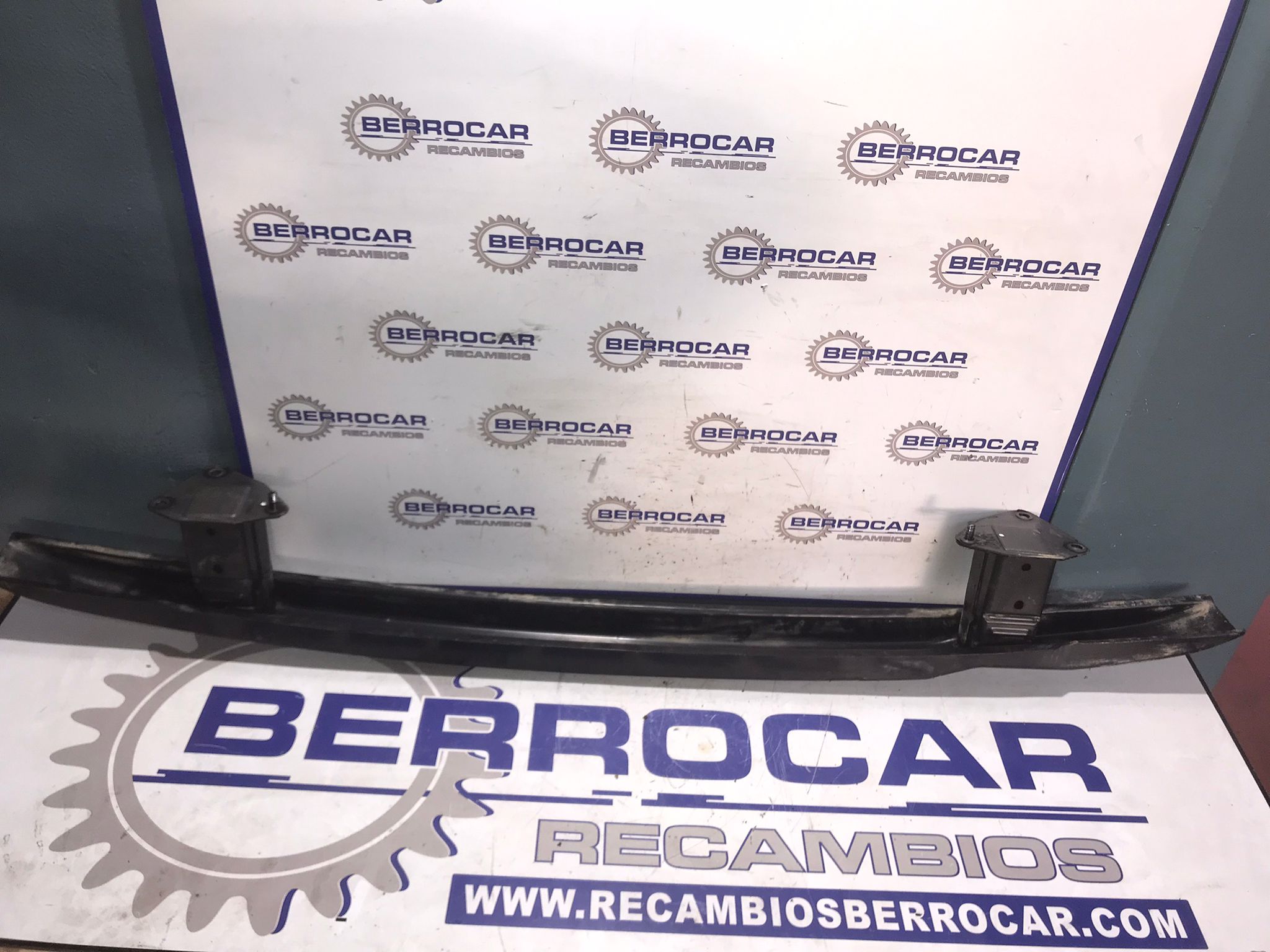 refuerzo_paragolpes_trasero_1696100114006_mercedes_benz_clase_a_w169_1_7_cat